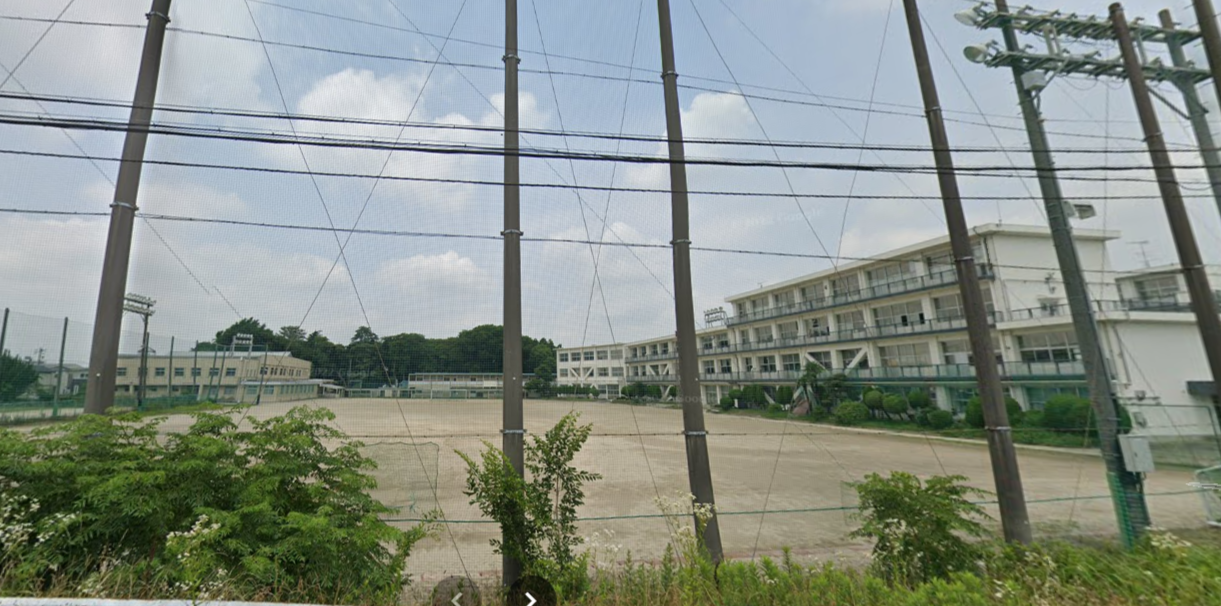 南向きまぐち８ｍ ⼩学校、駅近、スーパー近く便利
